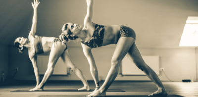Bikram Yoga: What Is It and What Are the Benefits?